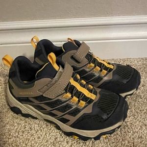 Merrell toddler hiking shoes- size 12W